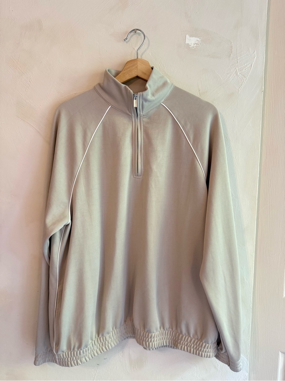 Topman Cream Half-Zip Pullover with Subtle Piping